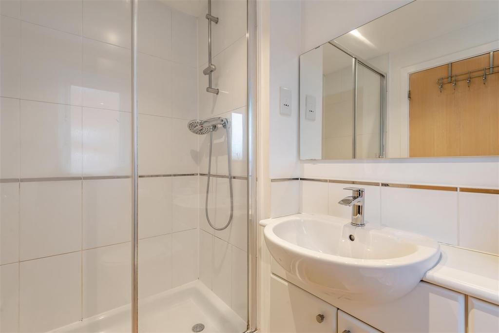 8668615-interior10.jpg