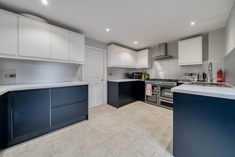 3 bedroom terraced house for sale, Howard View, Basingstoke RG22 6LF