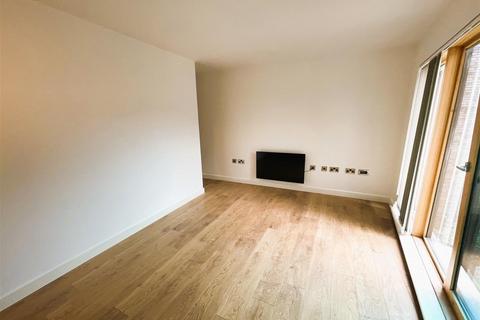 undefined, I Quarter, Sheffield S3