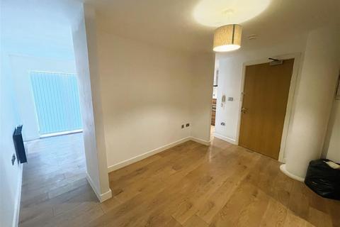 undefined, I Quarter, Sheffield S3