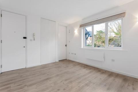 Flat to rent, Fairfield Avenue