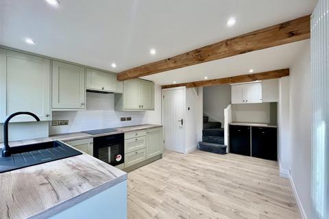 2 bedroom character property to rent, Upperthong Lane, Holmfirth, HD9 3BE