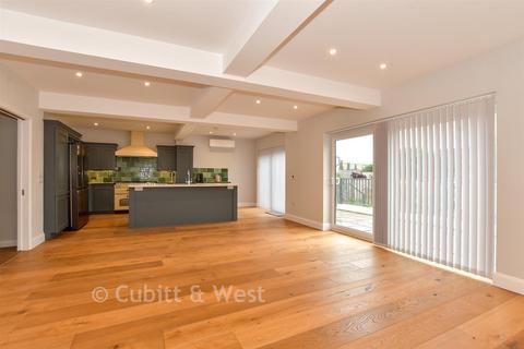 undefined, Marine Drive, Brighton, East Sussex