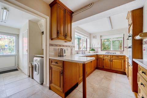 4 bedroom detached house for sale, Crondall Lane, Farnham, GU9