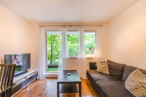 2 bedroom flat for sale, Staveley Close, Peckham, London, SE15