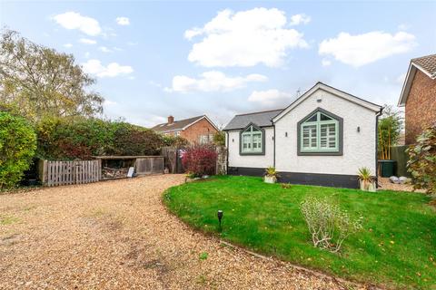 Cotton End Road, Wilstead, Bedfordshire, MK45