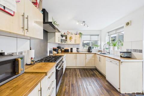 4 bedroom terraced house for sale, Warbro Road, Torquay, TQ1 3QZ
