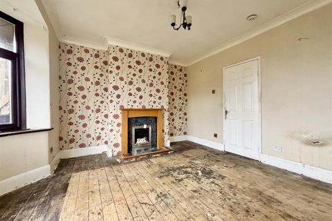 undefined, Hillcrest Road, Bradford BD13