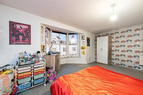 3 bedroom apartment to rent, Brighton, East Sussex BN2
