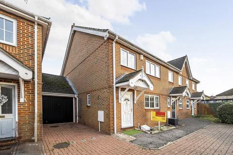 3 bedroom semi-detached house to rent, Windsor,  Berkshire,  SL4