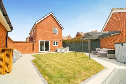 3 bedroom detached house for sale, Orchard Way, Boreham, Chelmsford