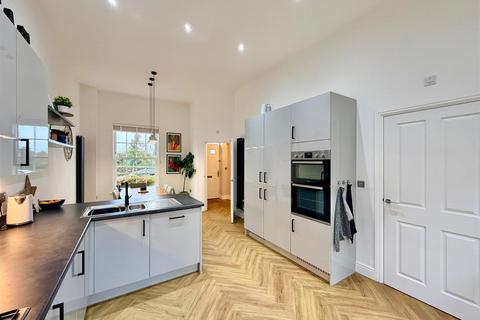 5 bedroom townhouse for sale, Gemini Road, Plymouth PL9