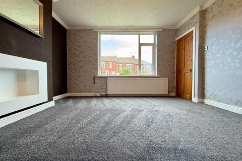 3 bedroom semi-detached house for sale, Cornmill Drive, Liversedge