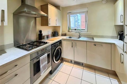 2 bedroom semi-detached house to rent, Tiller Road, Hampshire PO7