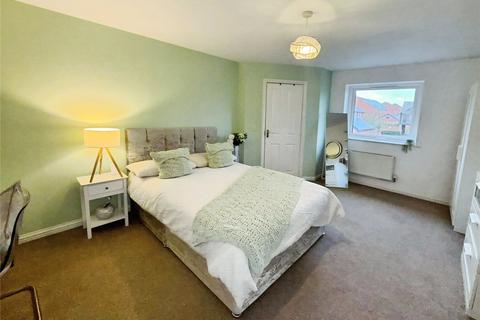 2 bedroom semi-detached house to rent, Tiller Road, Hampshire PO7