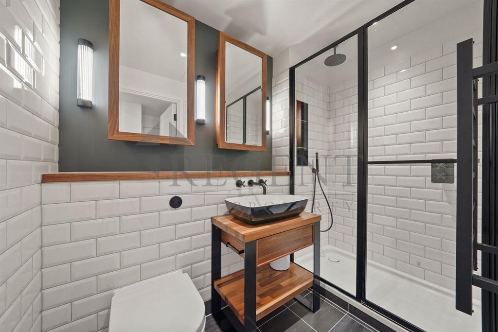 En-suite 2