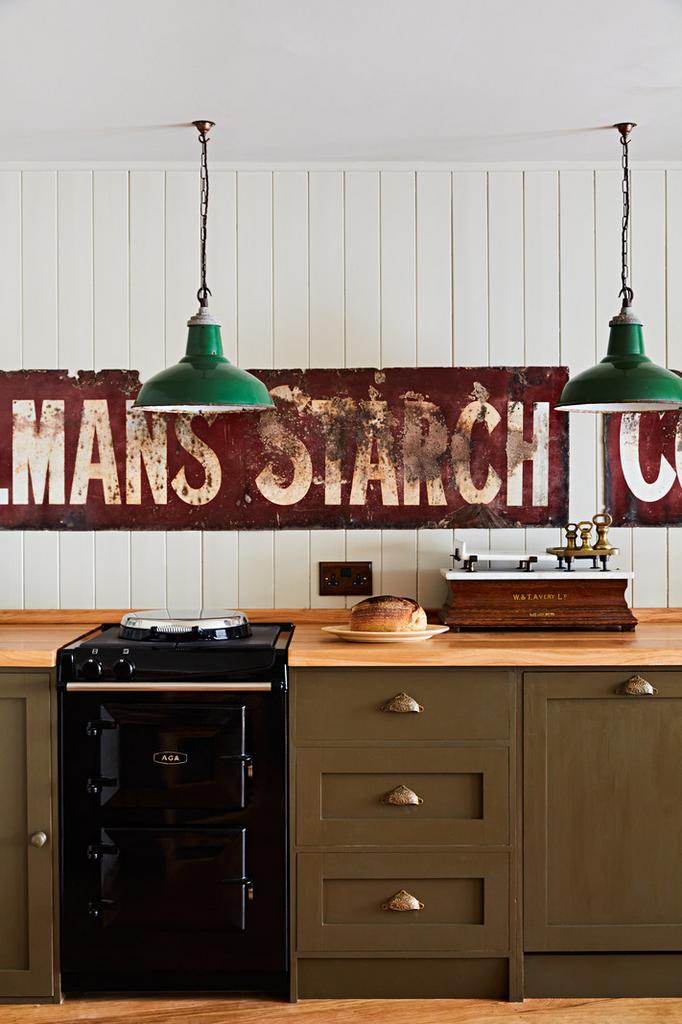 318393 - 8 Steven Joyce-JOS2025042 D00033.jpg