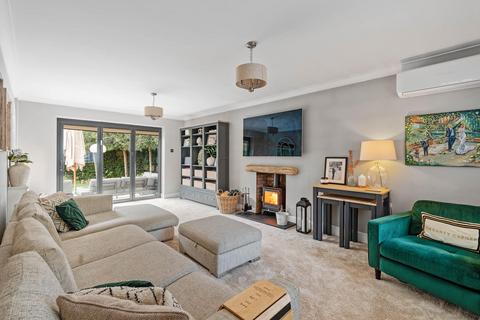 undefined, Warwick Road, Southam