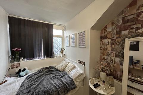 undefined, Grimthorpe Place, Leeds LS6