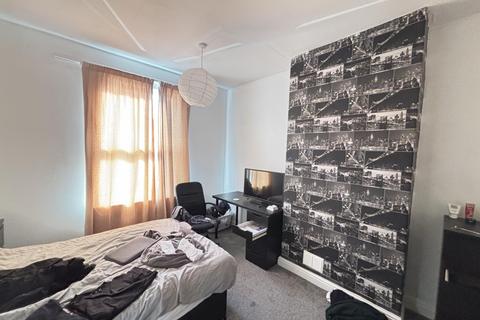 undefined, Grimthorpe Place, Leeds LS6