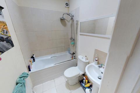 undefined, Headingley Avenue, Leeds LS6