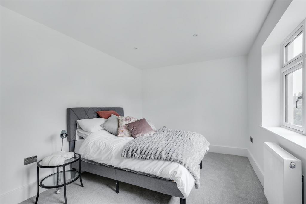 Bedroom 3 2.jpeg