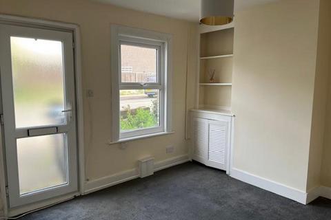 2 bedroom property for sale, Railway Street, Gravesend DA11