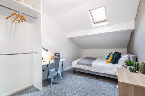 undefined, 18b Blenheim Square, Leeds LS2