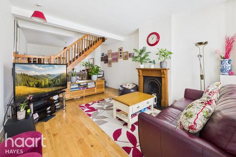 3 bedroom terraced house for sale, Yeading Fork, Hayes