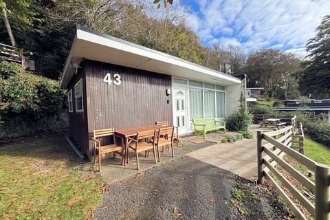 undefined, Bryncrug LL36