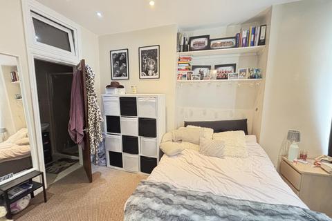undefined, Pearson Terrace, Leeds LS6