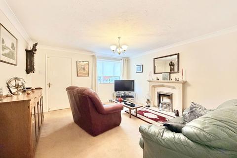 undefined, Rowan Close, Hollywood, B47 5RW