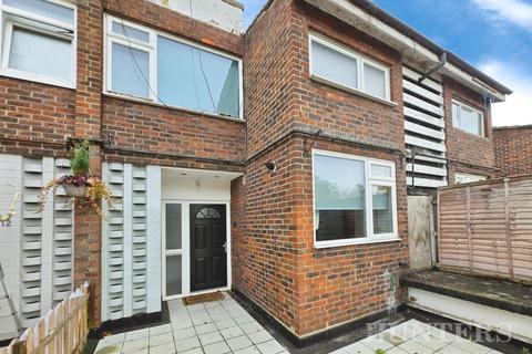 2 bedroom maisonette to rent, Beacon Grove, Carshalton, Surrey, SM5 3BA