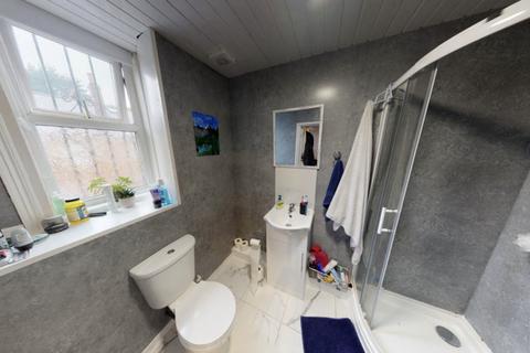 undefined, Headingley Mount, Leeds LS6