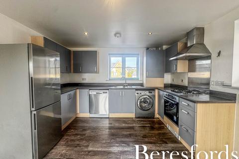 undefined, Meadfarm Close, Romford, RM3