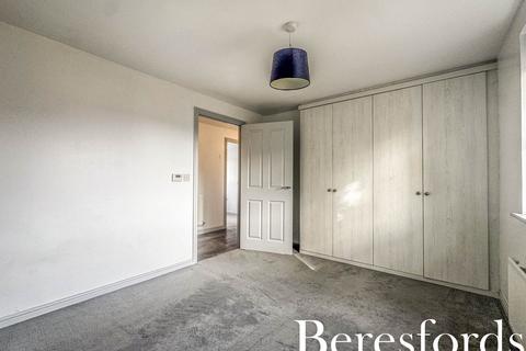 Flat 3, Boarwood House, 3 Meadfarm Close, Romford, RM3 9FJ