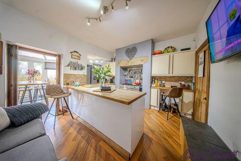 undefined, Poplar Grove, Bradford BD7
