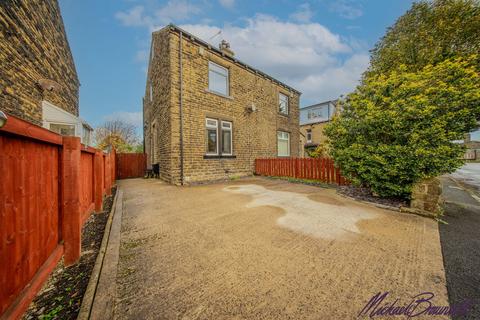 3 bedroom semi-detached house for sale, Poplar Grove, Bradford BD7