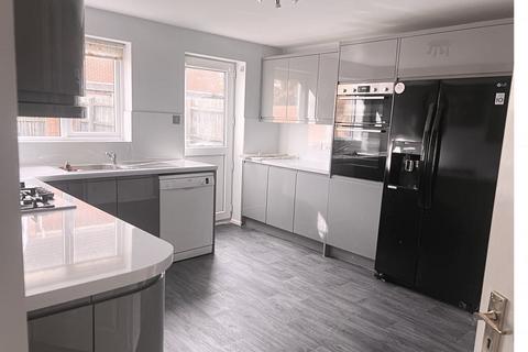 4 bedroom detached house for sale, Fox Hollow, Oadby, Leicester, LE2