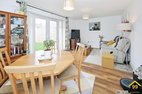 3 bedroom semi-detached house for sale, Portrush Way, Coventry, West Midlands, CV6