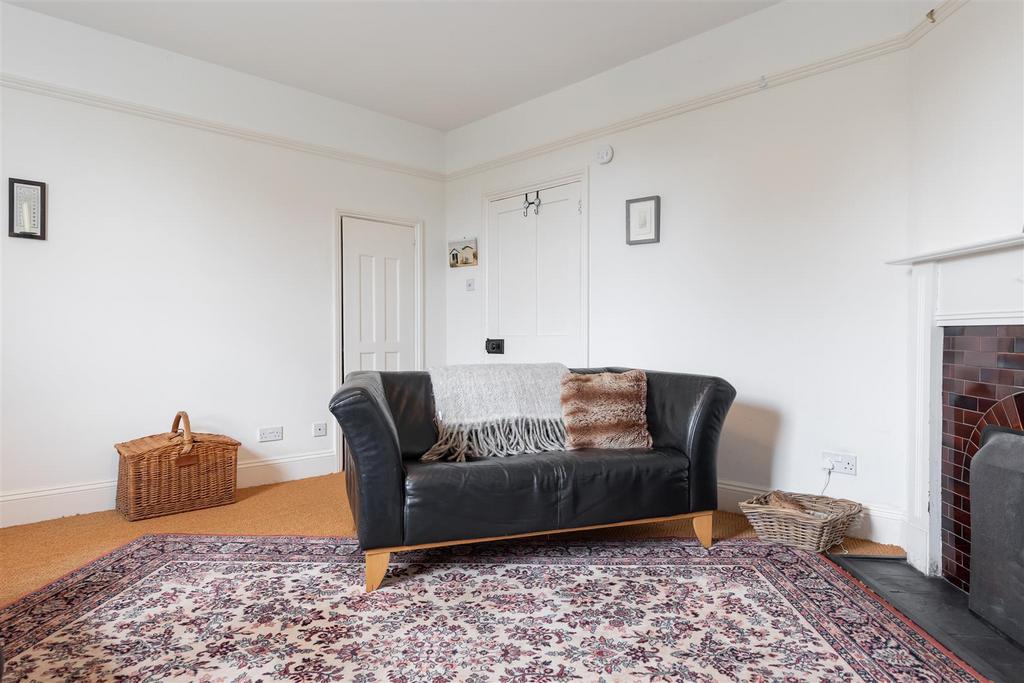 R6 6001