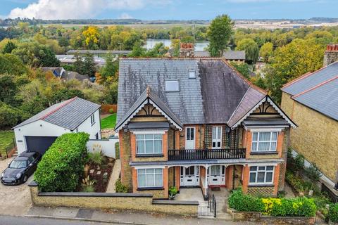 undefined, Park Lane, Uxbridge UB9