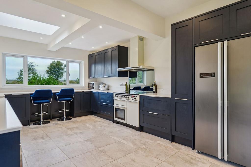 Kitchen (2)