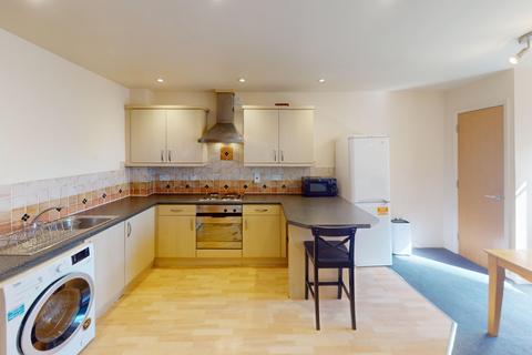 2 bedroom flat to rent, Royal Victoria Court, Gamble Street, Nottingham, Nottinghamshire, NG7