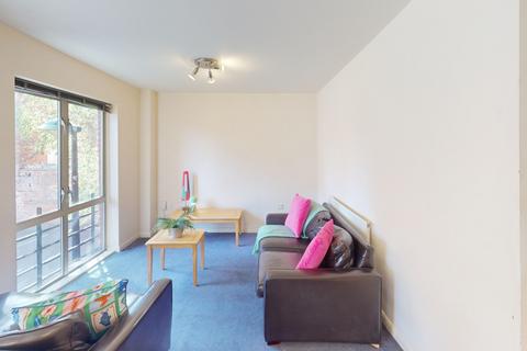 2 bedroom flat to rent, Royal Victoria Court, Gamble Street, Nottingham, Nottinghamshire, NG7