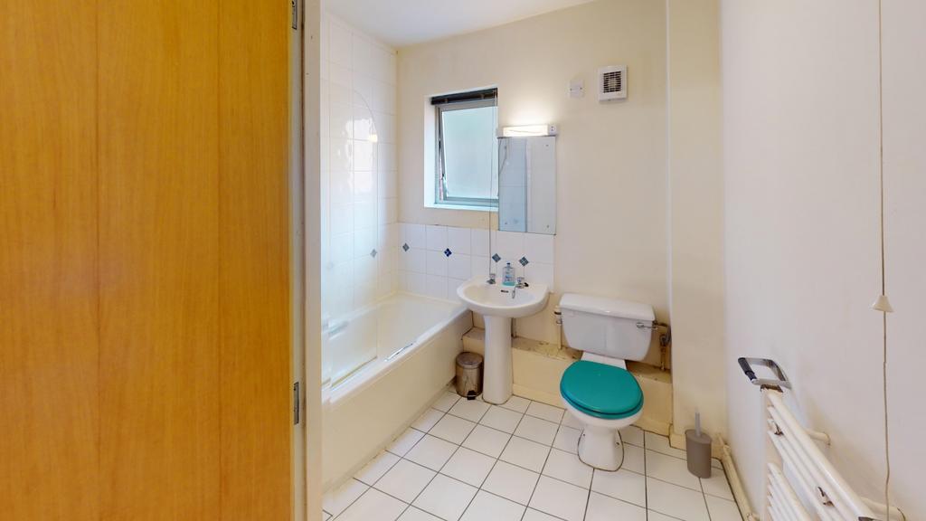 48-RVC-Bathroom