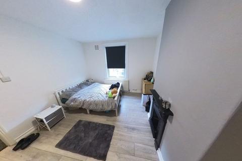 undefined, Thornville Mount, Leeds LS6