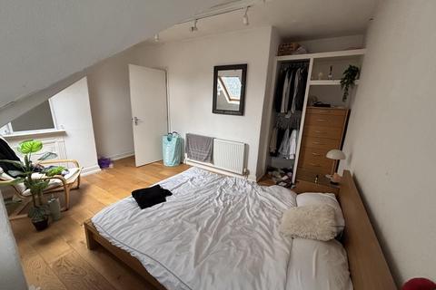 5 bedroom house to rent, Headingley Mount, Leeds LS6