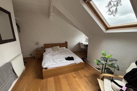 5 bedroom house to rent, Headingley Mount, Leeds LS6