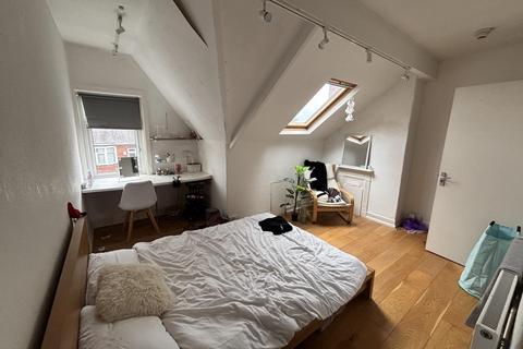 5 bedroom house to rent, Headingley Mount, Leeds LS6